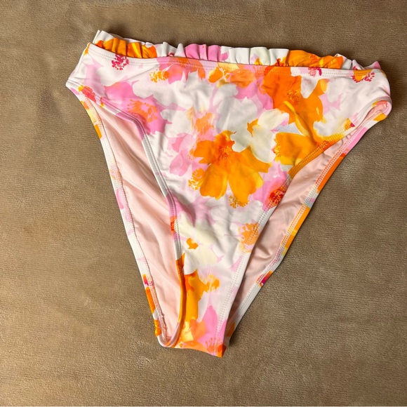 CUPSHE Pastel Pink, Orange, White Floral High Waisted Underwire Bikini - Size S - Picture 5 of 11